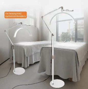 Half Moon Light – LED Taaklamp voor Precisie Beautywerk-Hairandnatureb2b